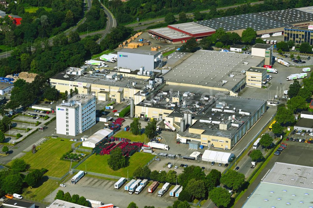 Duisburg von oben - Verteilzentrum auf dem Gelände der HAVI Logistics in Duisburg im Bundesland Nordrhein-Westfalen, Deutschland