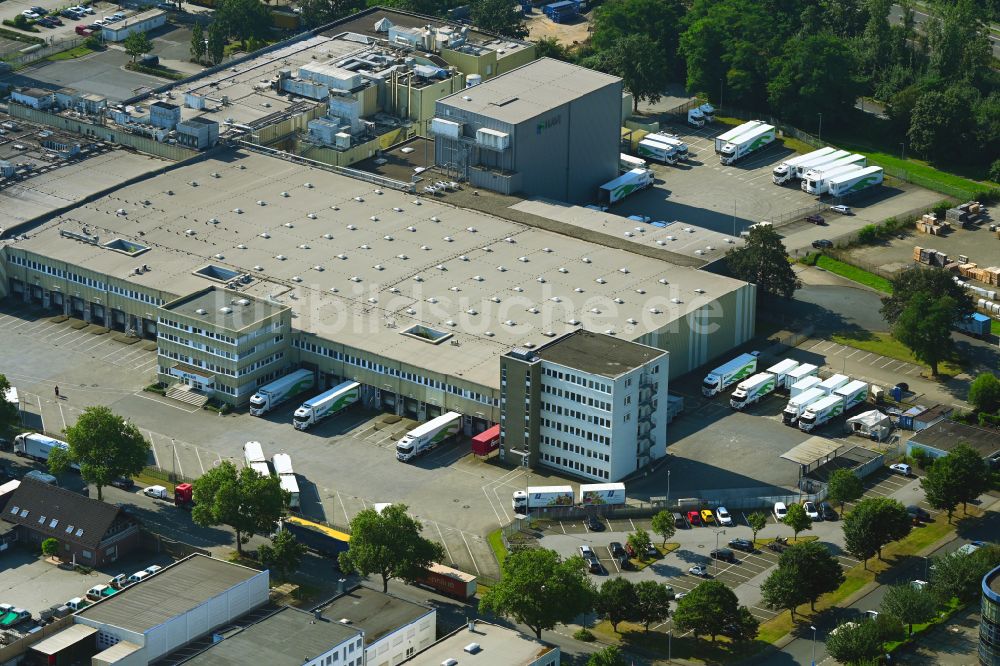 Duisburg von oben - Verteilzentrum auf dem Gelände der HAVI Logistics in Duisburg im Bundesland Nordrhein-Westfalen, Deutschland