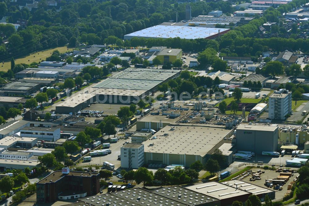 Duisburg aus der Vogelperspektive: Verteilzentrum auf dem Gelände der HAVI Logistics in Duisburg im Bundesland Nordrhein-Westfalen, Deutschland