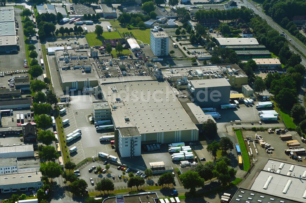 Duisburg von oben - Verteilzentrum auf dem Gelände der HAVI Logistics in Duisburg im Bundesland Nordrhein-Westfalen, Deutschland