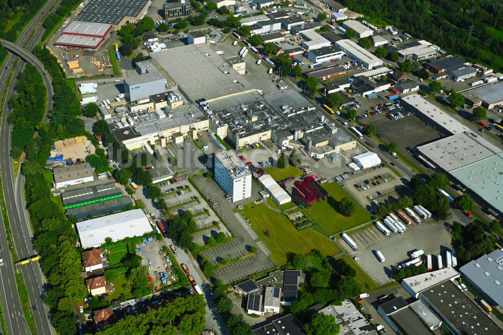 Duisburg von oben - Verteilzentrum auf dem Gelände der HAVI Logistics in Duisburg im Bundesland Nordrhein-Westfalen, Deutschland