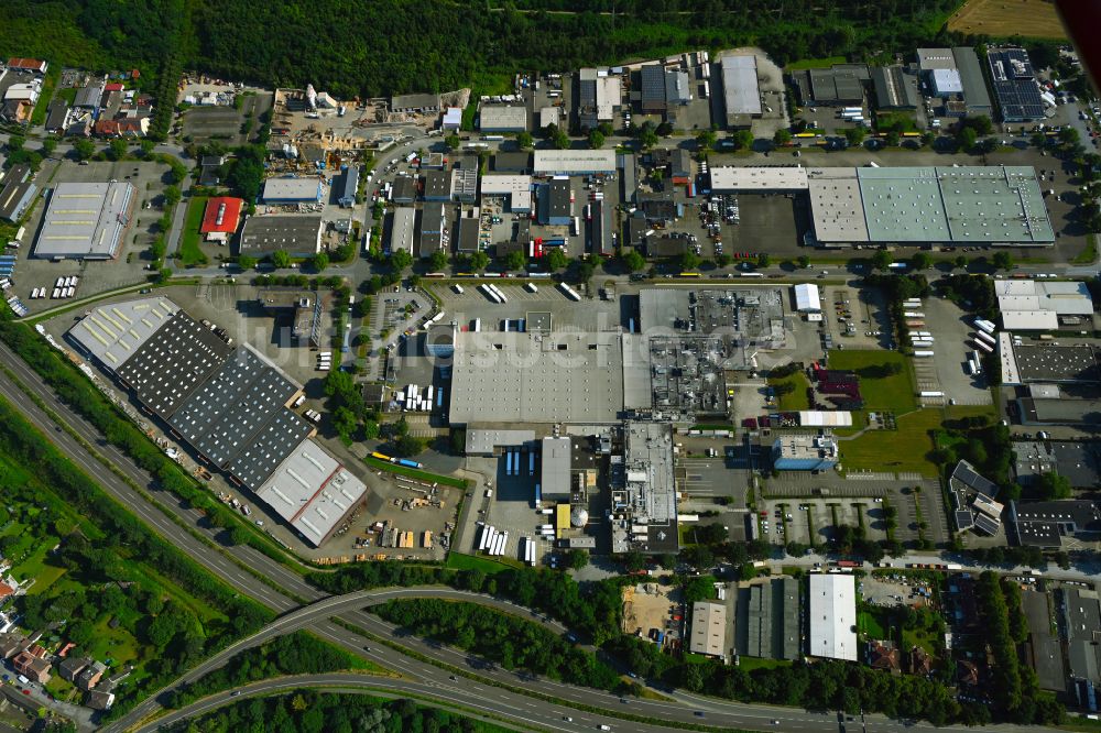 Duisburg aus der Vogelperspektive: Verteilzentrum auf dem Gelände der HAVI Logistics in Duisburg im Bundesland Nordrhein-Westfalen, Deutschland