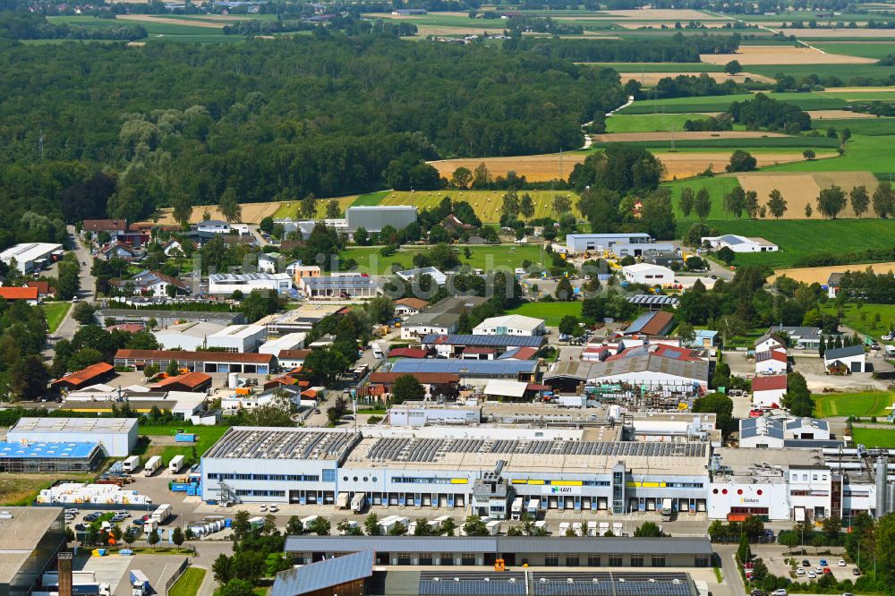 Günzburg aus der Vogelperspektive: Verteilzentrum auf dem Gelände der HAVI Logistics in Günzburg im Bundesland Bayern, Deutschland