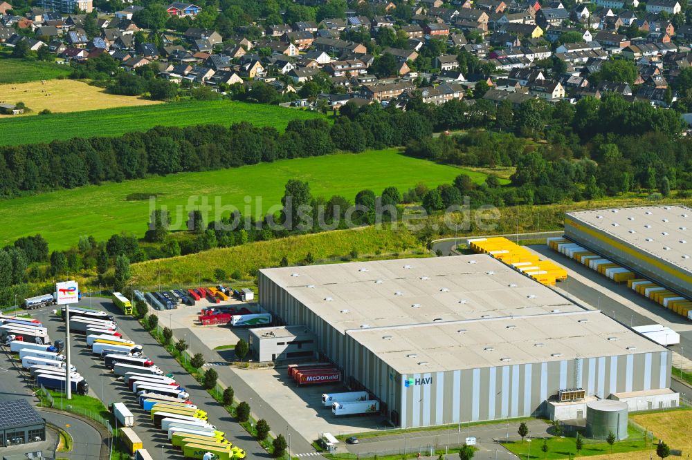 Luftaufnahme Rheinberg - Verteilzentrum auf dem Gelände der HAVI Logistics in Rheinberg im Bundesland Nordrhein-Westfalen, Deutschland