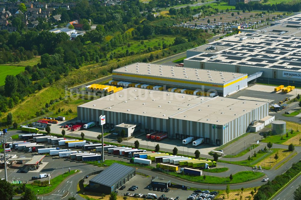 Rheinberg von oben - Verteilzentrum auf dem Gelände der HAVI Logistics in Rheinberg im Bundesland Nordrhein-Westfalen, Deutschland