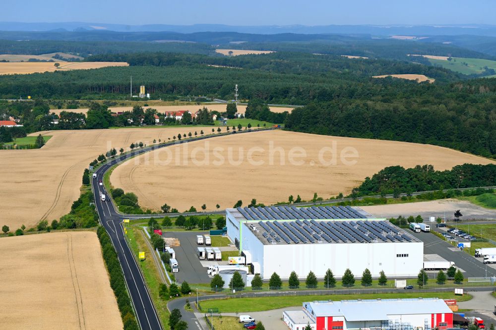 Lederhose aus der Vogelperspektive: Verteilzentrum auf dem Gelände für Lebensmittel der HAVI Logistics in Lederhose im Bundesland Thüringen, Deutschland