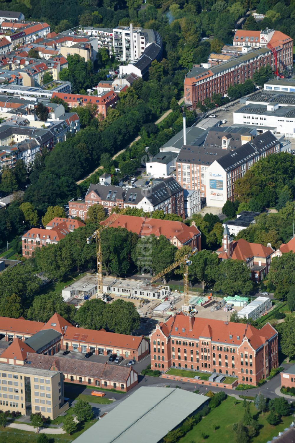 Luftbild Berlin - Verwaltungsgebäude Bundeskriminalamt - Gemeinsames Terror Abwehrzentrum ( GTAZ ) in Berlin, Deutschland