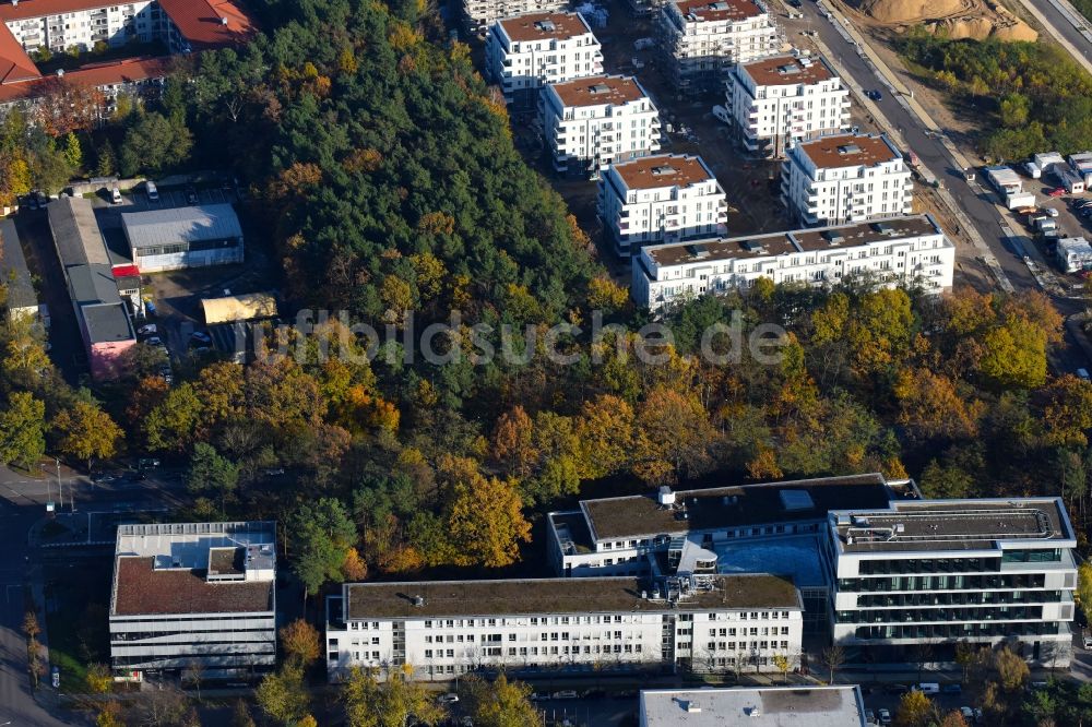 Luftbild Potsdam - Verwaltungsgebäude des Finanzdienstleistungs- Unternehmens Mittelbrandenburgische Sparkasse in Potsdam an der Saarmunder Straße in Potsdam im Bundesland Brandenburg, Deutschland