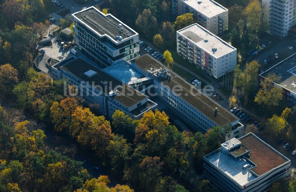 Potsdam von oben - Verwaltungsgebäude des Finanzdienstleistungs- Unternehmens Mittelbrandenburgische Sparkasse in Potsdam an der Saarmunder Straße in Potsdam im Bundesland Brandenburg, Deutschland