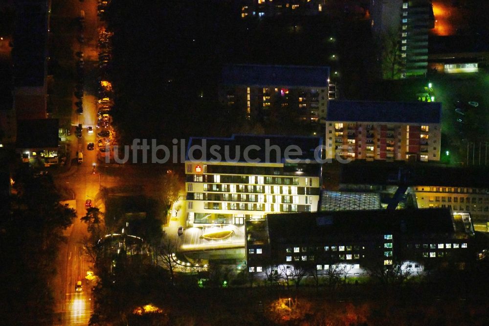 Potsdam aus der Vogelperspektive: Verwaltungsgebäude des Finanzdienstleistungs- Unternehmens Mittelbrandenburgische Sparkasse in Potsdam an der Saarmunder Straße in Potsdam im Bundesland Brandenburg, Deutschland