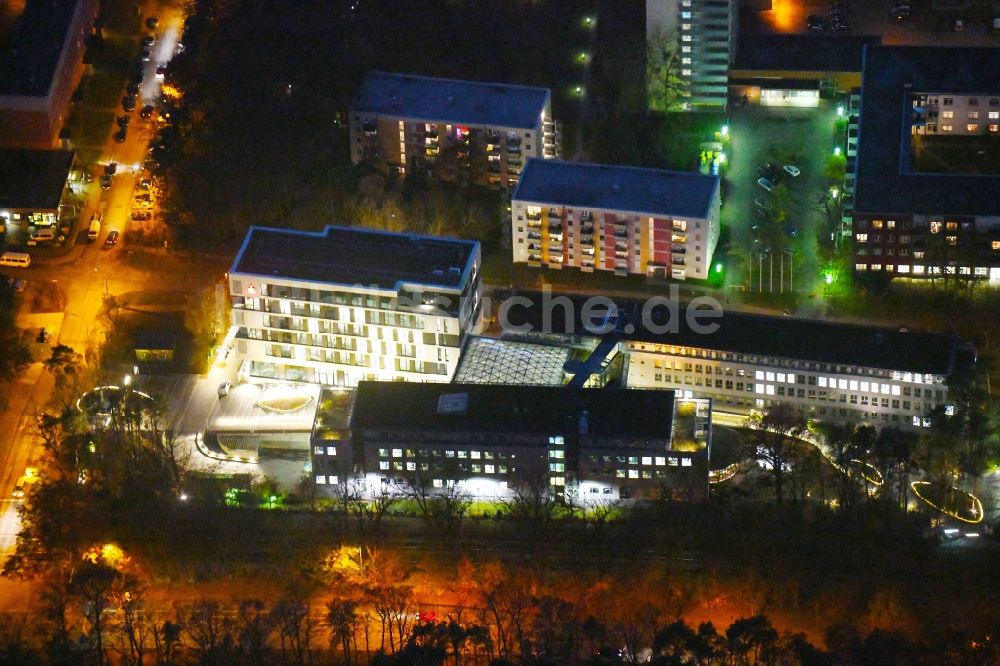 Potsdam von oben - Verwaltungsgebäude des Finanzdienstleistungs- Unternehmens Mittelbrandenburgische Sparkasse in Potsdam an der Saarmunder Straße in Potsdam im Bundesland Brandenburg, Deutschland