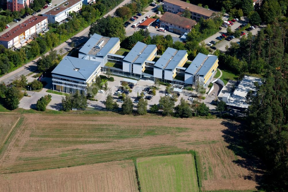 Luftbild Roth - Verwaltungsgebäude des Finanzdienstleistungs- Unternehmens Sparkasse Mittelfranken-Süd Anstalt des öffentlichen Rechts Westring in Roth im Bundesland Bayern, Deutschland