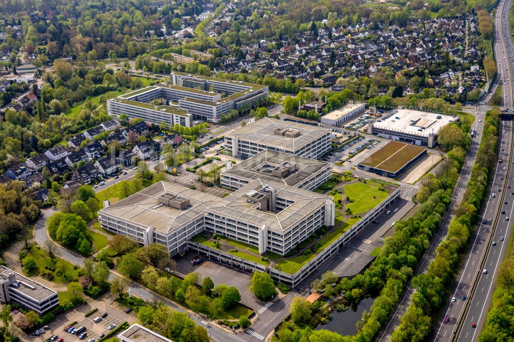 Luftbild Essen - Verwaltungsgebäude der Karstadt Warenhaus GmbH in Essen im Bundesland Nordrhein-Westfalen, Deutschland