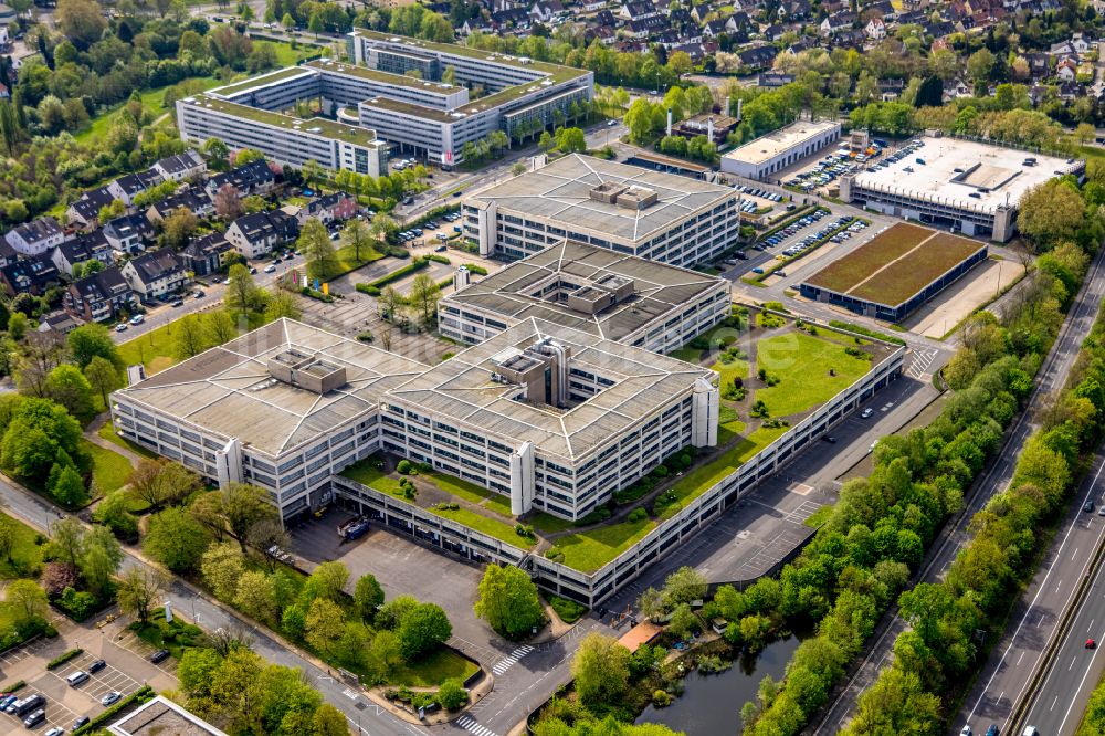 Luftaufnahme Essen - Verwaltungsgebäude der Karstadt Warenhaus GmbH in Essen im Bundesland Nordrhein-Westfalen, Deutschland