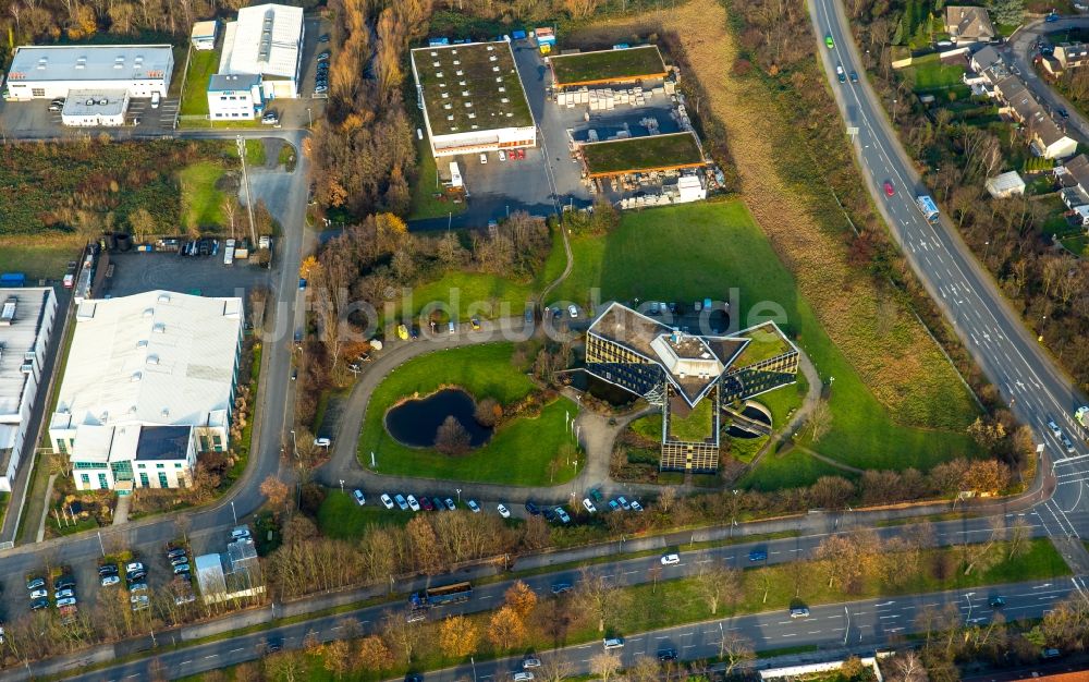 Gelsenkirchen aus der Vogelperspektive: Verwaltungsgebäude An der Landwehr in Gelsenkirchen im Bundesland Nordrhein-Westfalen