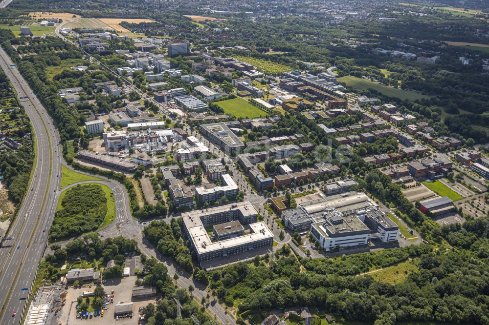 Luftbild Dortmund - Verwaltungsgebäude der staatlichen Behörde Bau- und Liegenschaftsbetrieb NRW Niederlassung Dortmund an der Emil-Figge-Straße im Ortsteil Lütgendortmund in Dortmund im Bundesland Nordrhein-Westfalen, Deutschland