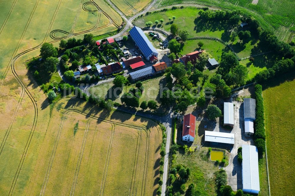 Augustenfelde aus der Vogelperspektive: Verwaltungsgebäude der staatlichen Behörde Bundessortenamt - Prüfstelle in Augustenfelde im Bundesland Brandenburg, Deutschland