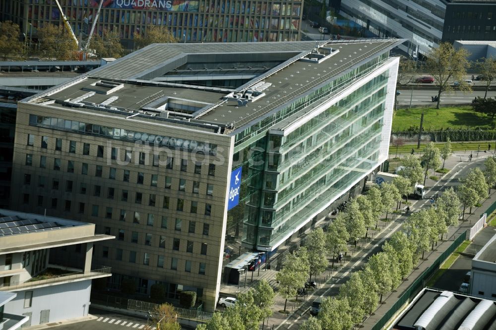 Luftbild Paris - Verwaltungsgebäude der staatlichen Behörde DGAC - Direction Générale de l'Aviation Civile an der Rue Henry Farman in Paris in Ile-de-France, Frankreich