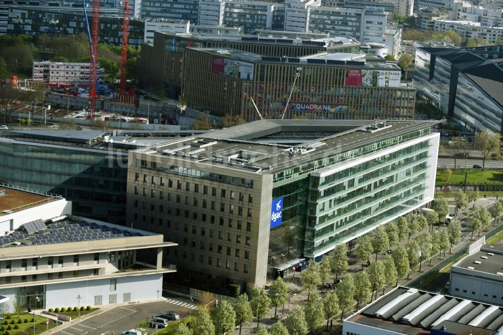 Luftaufnahme Paris - Verwaltungsgebäude der staatlichen Behörde DGAC - Direction Générale de l'Aviation Civile an der Rue Henry Farman in Paris in Ile-de-France, Frankreich