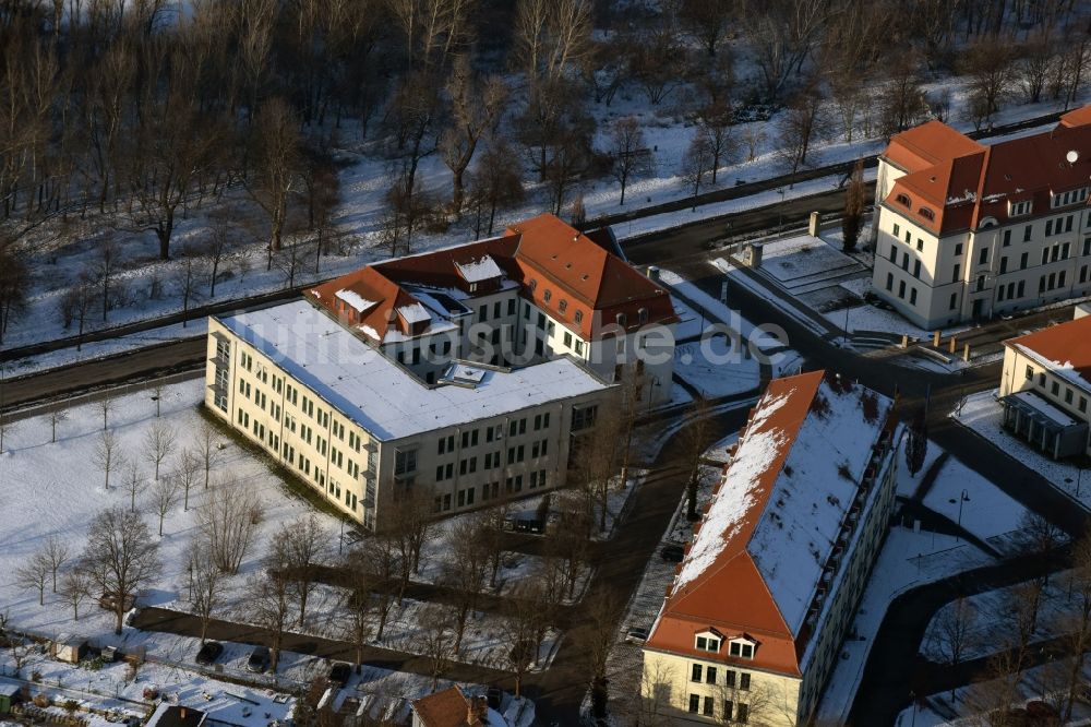 Luftaufnahme Magdeburg - Verwaltungsgebäude der staatlichen Behörde Kultusministerium des Landes Sachsen-Anhalt in Magdeburg im Bundesland Sachsen-Anhalt