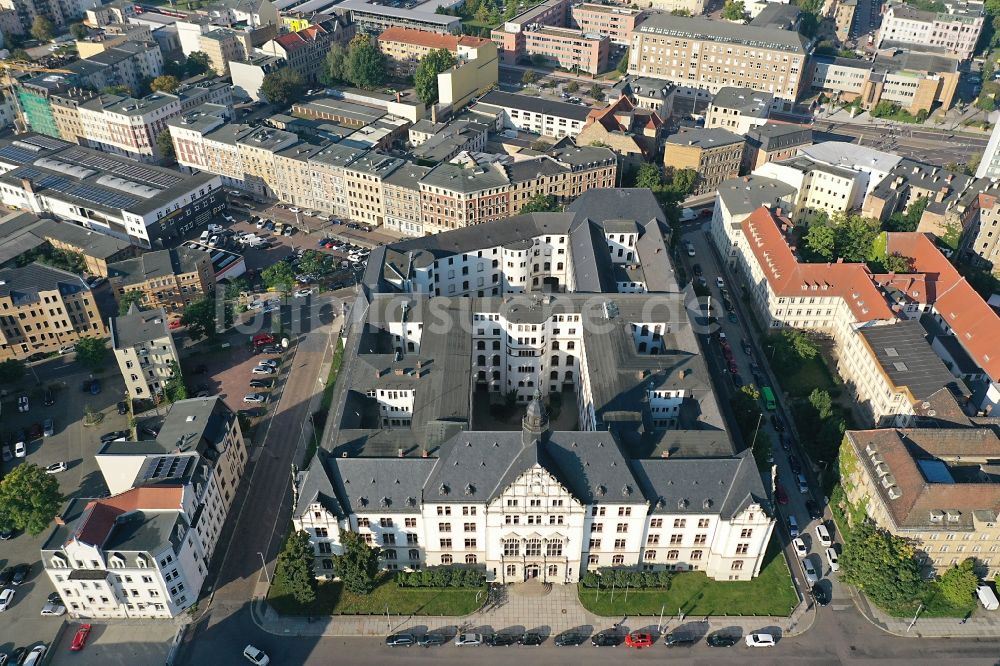 Luftaufnahme Halle (Saale) - Verwaltungsgebäude der staatlichen Behörde Landesverwaltungsamt in Halle (Saale) im Bundesland Sachsen-Anhalt, Deutschland