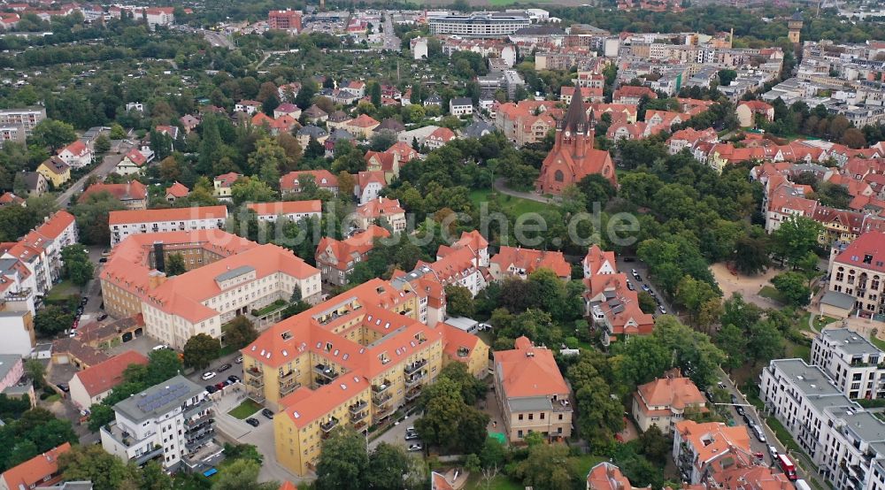 Luftaufnahme Halle (Saale) - Verwaltungsgebäude der staatlichen Behörde Landesverwaltungsamtin Halle (Saale)im Bundesland Sachsen-Anhalt, Deutschland