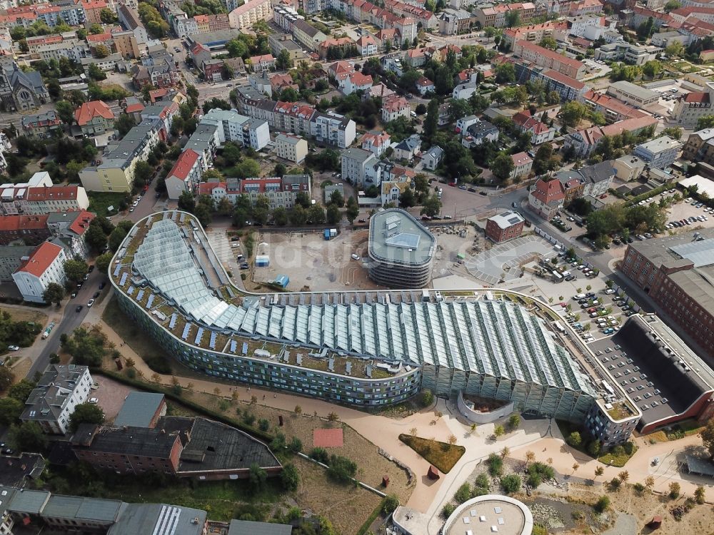 Luftaufnahme Dessau - Verwaltungsgebäude der staatlichen Behörde UBA Umweltbundesamt Wörlitzer Platz in Dessau im Bundesland Sachsen-Anhalt, Deutschland