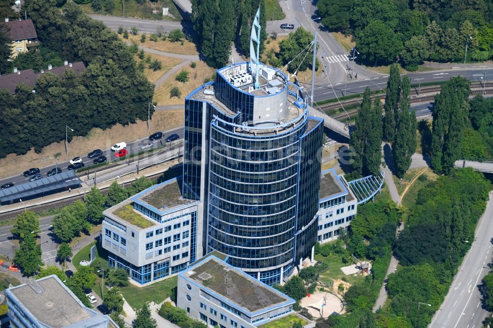 Stuttgart von oben - Verwaltungsgebäude der staatlichen Behörde Wasserstraßen- und Schifffahrtsamt Stuttgart im Bundesland Baden-Württemberg, Deutschland