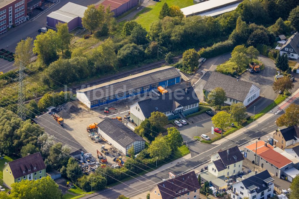 Kreuztal aus der Vogelperspektive: Verwaltungsgebäude Straßenmeisterei Kreuztal in Kreuztal im Bundesland Nordrhein-Westfalen, Deutschland