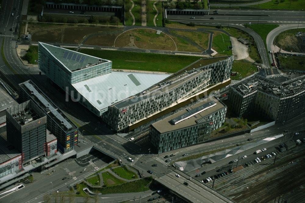 Luftbild Lille - Verwaltungsgebäude des Unternehmens der französischen Staatsbahn SNCF in Lille in Nord-Pas-de-Calais Picardie, Frankreich