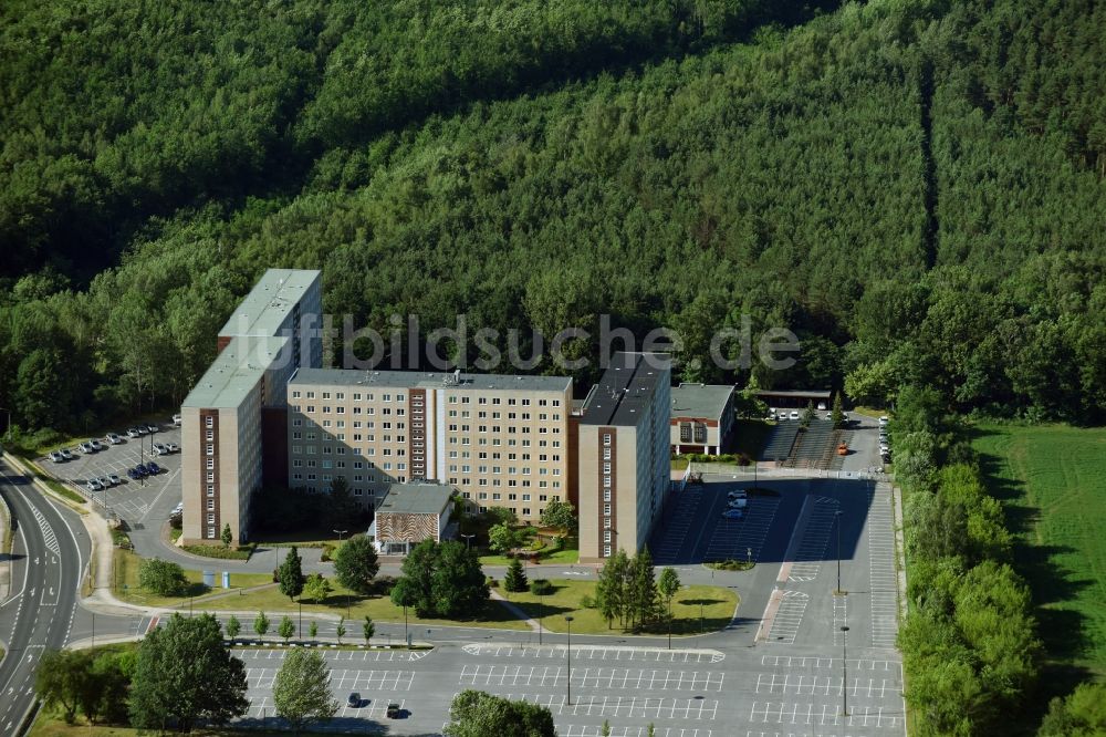 Senftenberg aus der Vogelperspektive: Verwaltungsgebäude des Unternehmens LMBV - Lausitzer und Mitteldeutsche Bergbau-Verwaltungsgesellschaft mbH an der Knappenstraße in Senftenberg im Bundesland Brandenburg, Deutschland