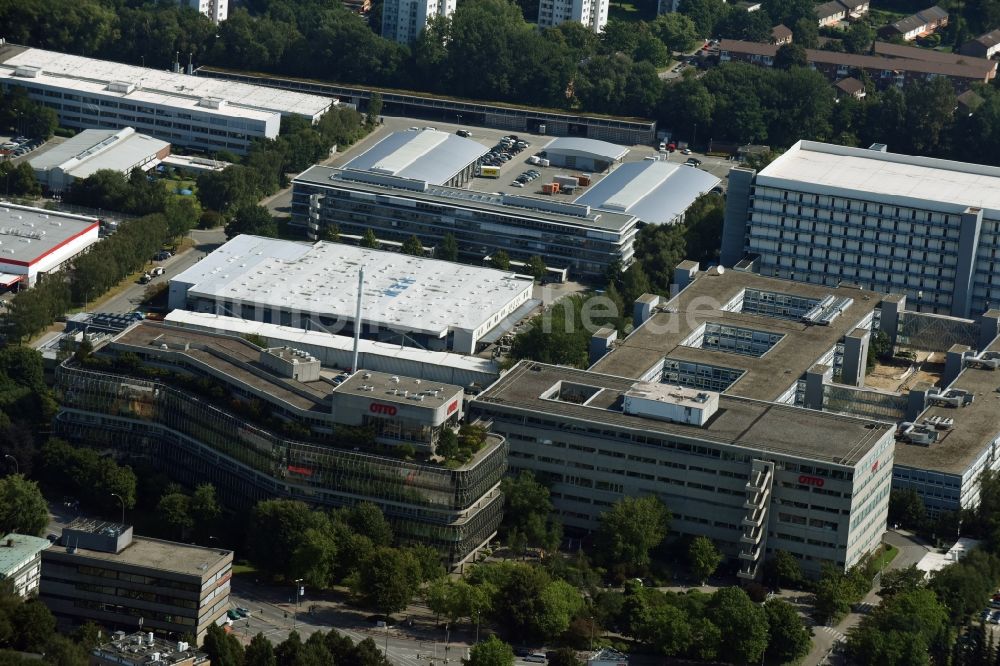 Hamburg von oben - Verwaltungsgebäude des Unternehmens Otto (GmbH & Co KG) in der Werner-Otto-Straße in Hamburg