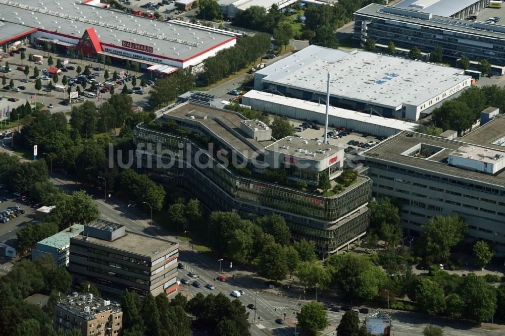 Luftbild Hamburg - Verwaltungsgebäude des Unternehmens Otto (GmbH & Co KG) in der Werner-Otto-Straße in Hamburg