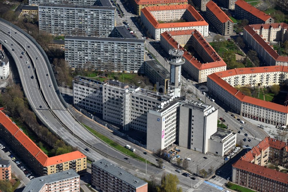 Kopenhagen von oben - Verwaltungsgebäude des Unternehmens TDC Telco an der Borups Alle in Kopenhagen in Dänemark