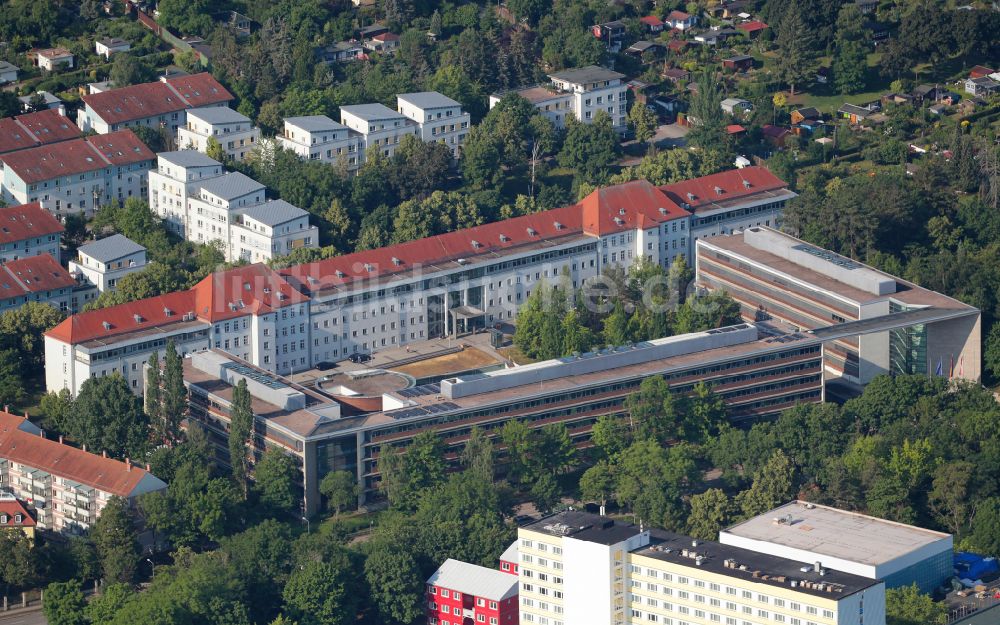 Luftaufnahme Erfurt - Verwaltungsgebäude verschiedener staatlicher Behörden an der Werner-Seelenbinder-Straße in Erfurt im Bundesland Thüringen, Deutschland