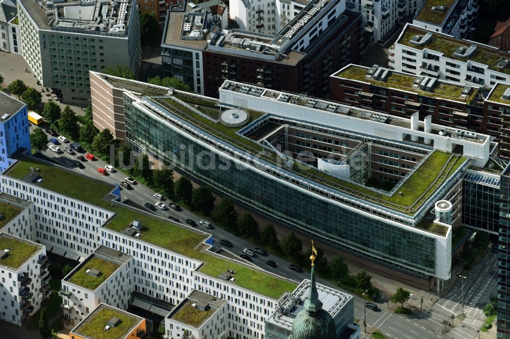 Hamburg von oben - Verwaltungsgebäude des Versicherungs- Unternehmens Deutscher Ring zwischen Neuer Steinweg und Ludwig-Erhard-Straße in Hamburg, Deutschland