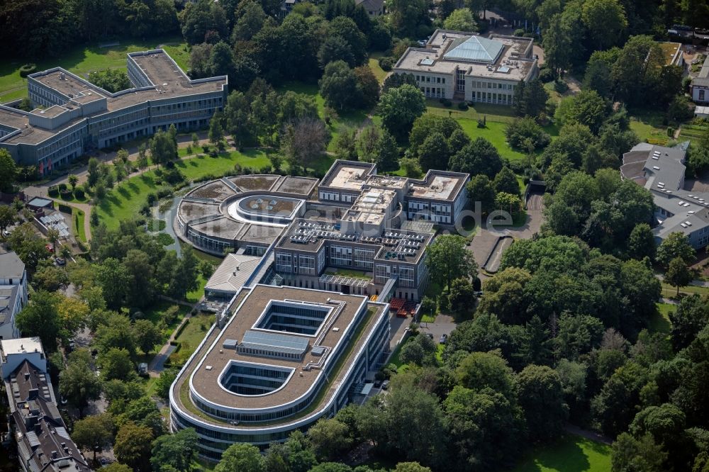 Aachen aus der Vogelperspektive: Verwaltungsgebäude des Versicherungs- Unternehmens Generali Deutschland AG am Professor-Beltz-Weg in Aachen im Bundesland Nordrhein-Westfalen, Deutschland