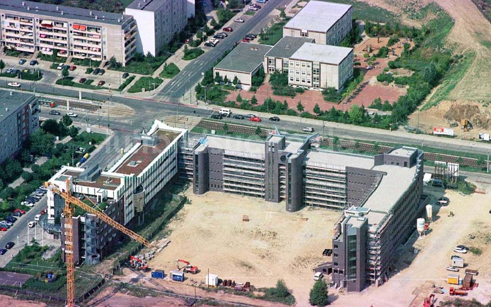 Luftbild Berlin-Hellersdorf - Verwaltungsneubau an der Quedlinburger Straße in Berlin-Hellersdorf