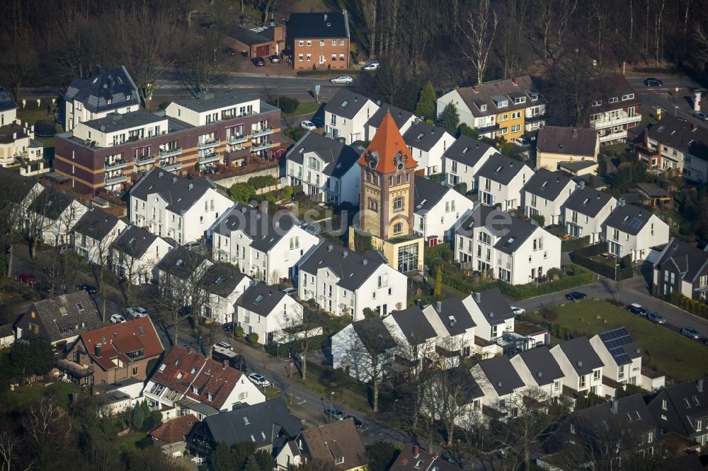 Luftaufnahme Gelsenkirchen - Vestiaturm inmitten einer Neubausiedlung in Gelsenkirchen im Bundesland Nordrhein-Westfalen