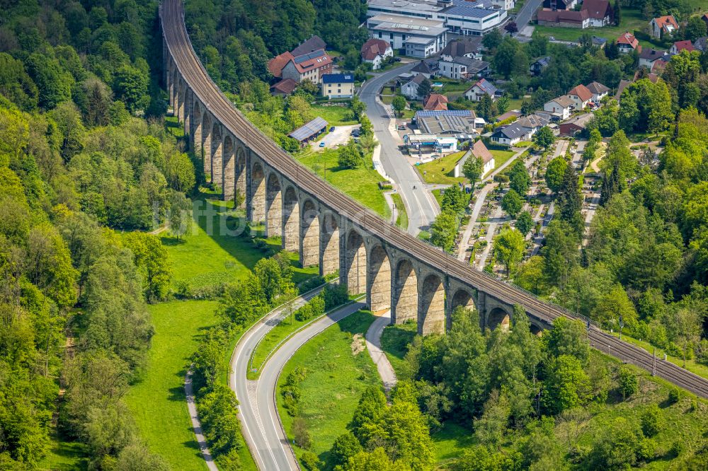 Luftbild Altenbeken - Viadukt des Bahn- Brückenbauwerk in Altenbeken im Bundesland Nordrhein-Westfalen, Deutschland