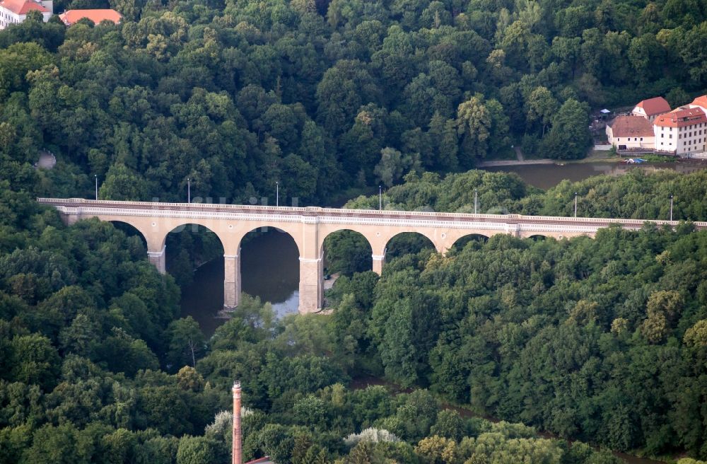 Görlitz aus der Vogelperspektive: Viadukt des Bahn- Brückenbauwerk in Görlitz im Bundesland Sachsen, Deutschland