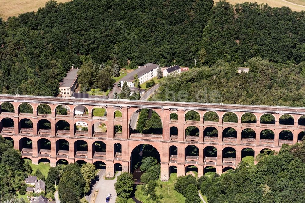 Luftbild Netzschkau - Viadukt des Bahn- Brückenbauwerk in Netzschkau im Bundesland Sachsen, Deutschland