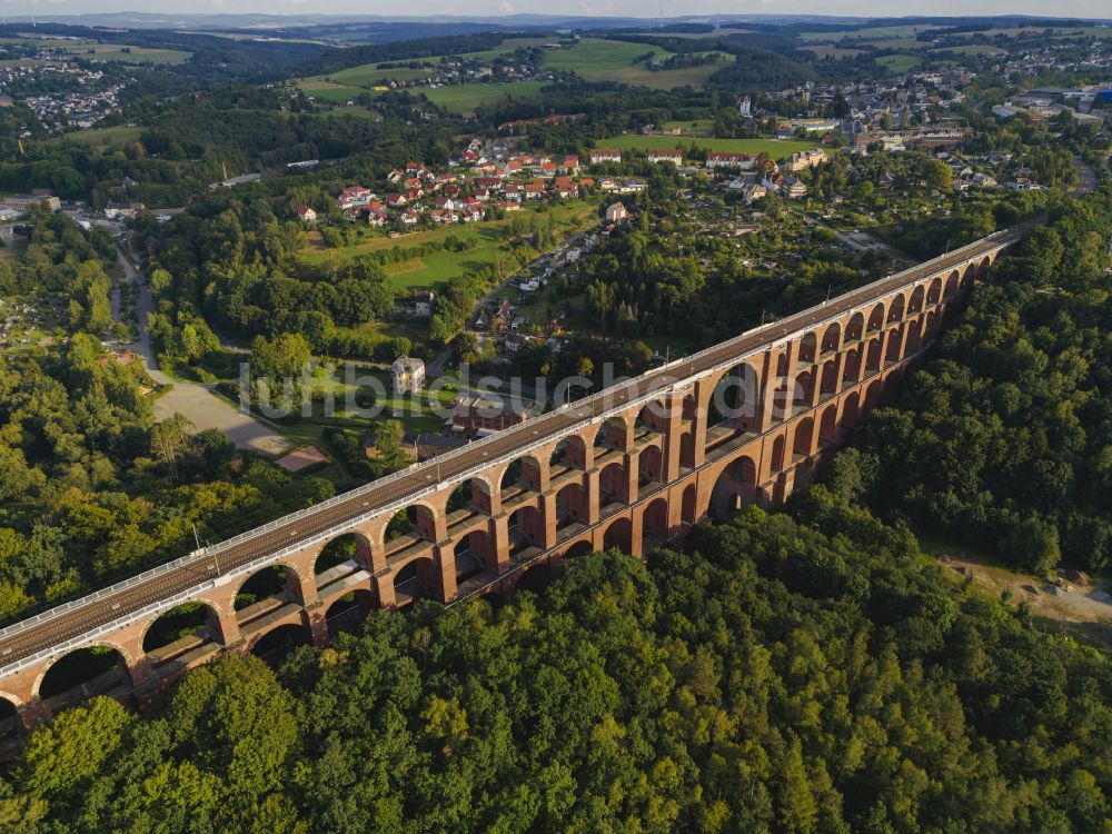 Luftaufnahme Netzschkau - Viadukt des Bahn- Brückenbauwerk in Netzschkau im Bundesland Sachsen, Deutschland