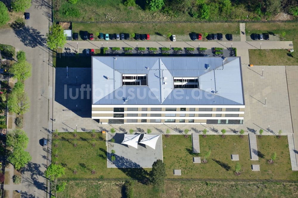 Luftaufnahme Stahnsdorf - Vicco-von-Bülow Gymnasium in Stahnsdorf im Bundesland Brandenburg