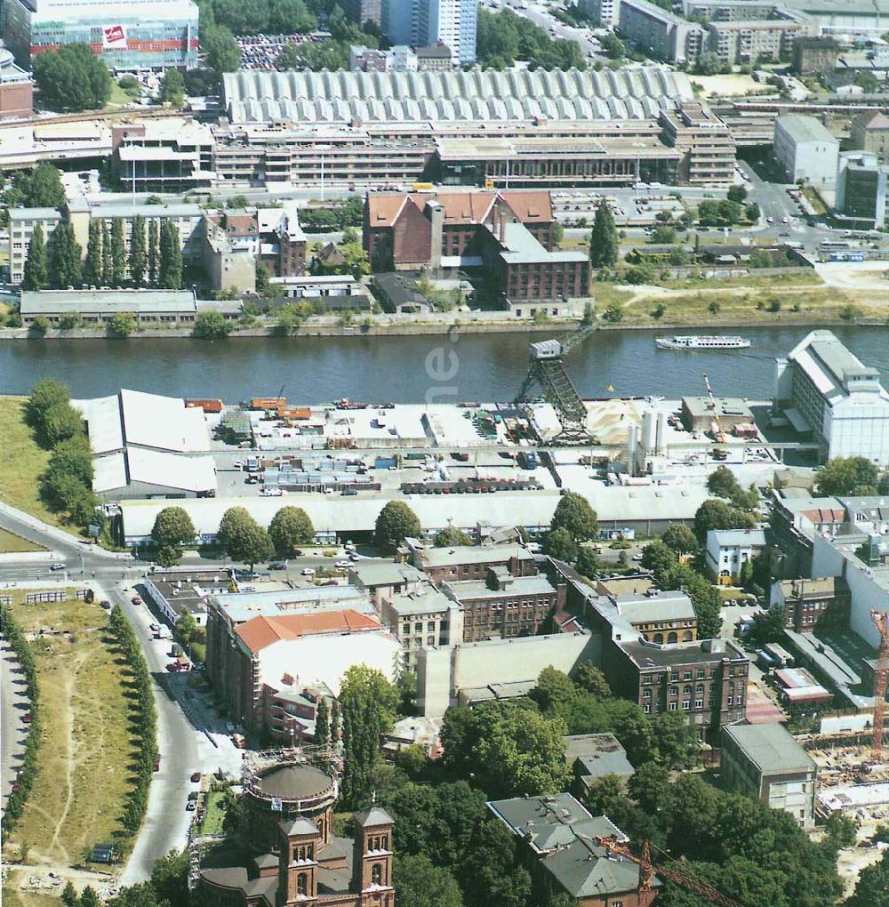 Berlin - Kreuzberg aus der Vogelperspektive: Viktoriaspeicher in Berlin - Kreuzberg / BEHALA