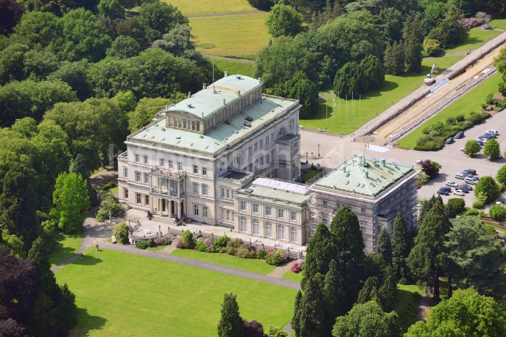 Luftaufnahme Essen - Villa Hügel im Essener Stadtteil Bredeney im Bundesland Nordrhein-Westfalen