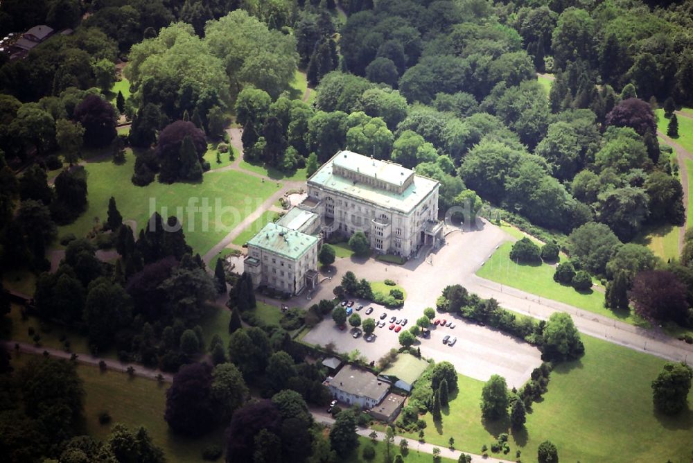 Essen von oben - Villa Hügel im Essener Stadtteil Bredeney im Bundesland Nordrhein-Westfalen