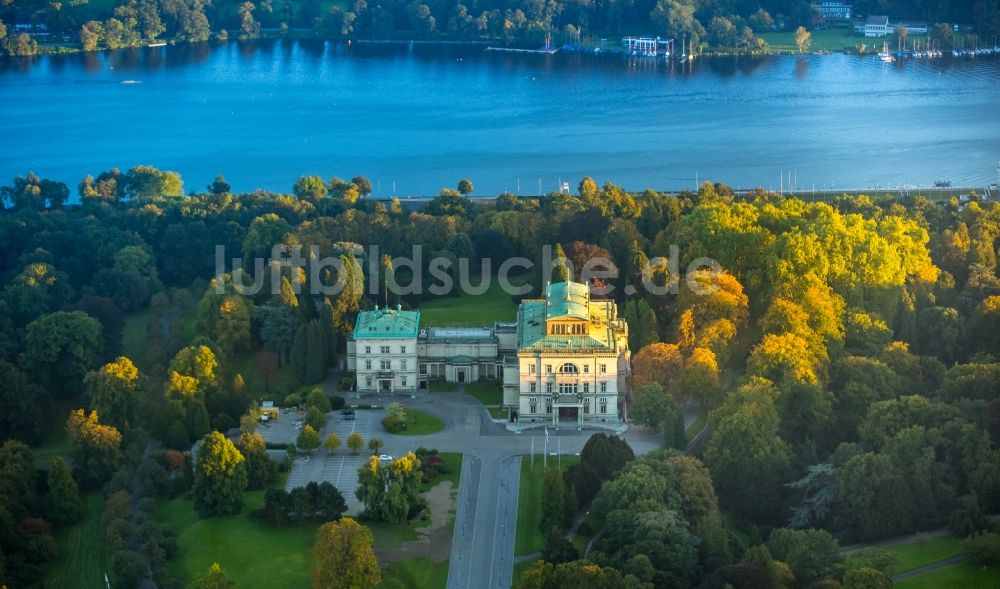 Luftaufnahme Essen - Villa Hügel im Essener Stadtteil Bredeney im Bundesland Nordrhein-Westfalen