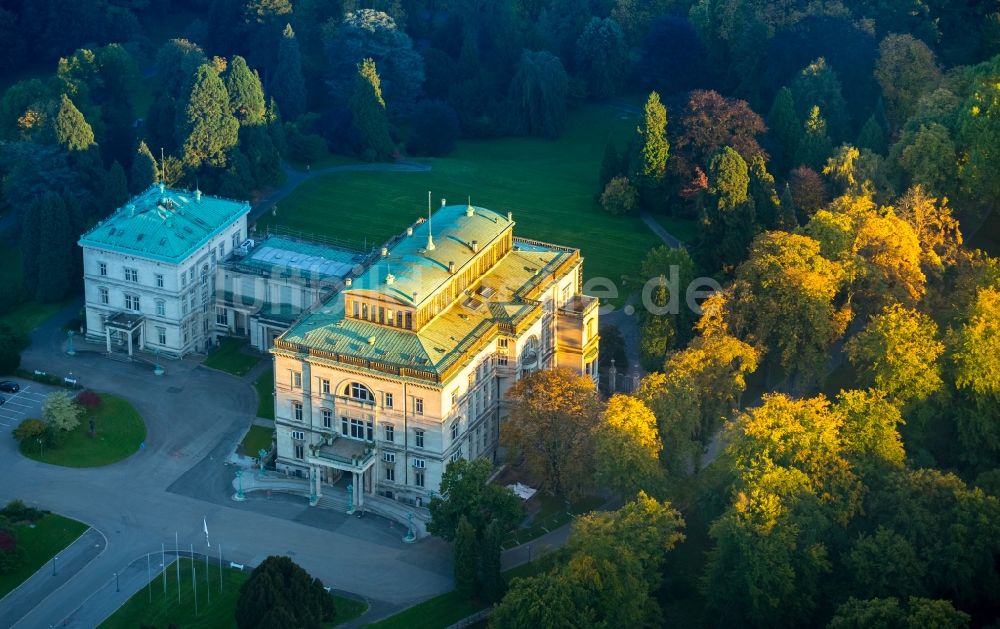 Essen von oben - Villa Hügel im Essener Stadtteil Bredeney im Bundesland Nordrhein-Westfalen