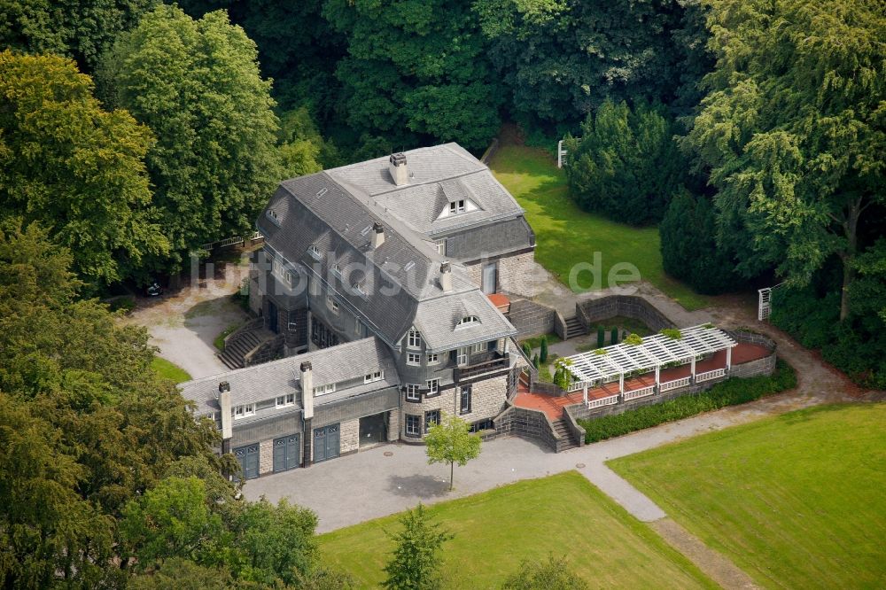 Hagen von oben - Villa Hohenhof in der Gartenstadt in Hohenhagen - Stadtteil Emst in Hagen im Bundesland Nordrhein-Westfalen